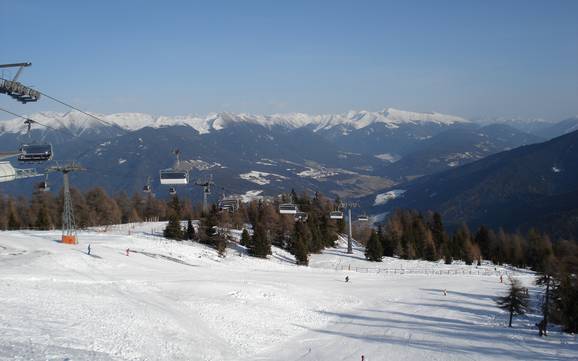 Grootste skigebied in de vakantieregio Kronplatz – skigebied Kronplatz (Plan de Corones)